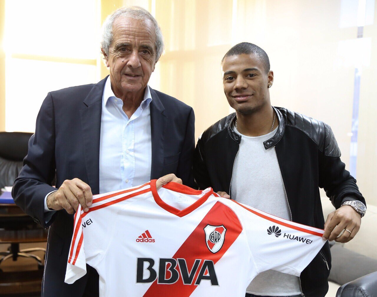 De La Cruz River Plate