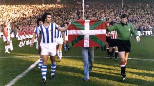 Real Sociedad Atotxa Ikurriña 1976 Kortabarría